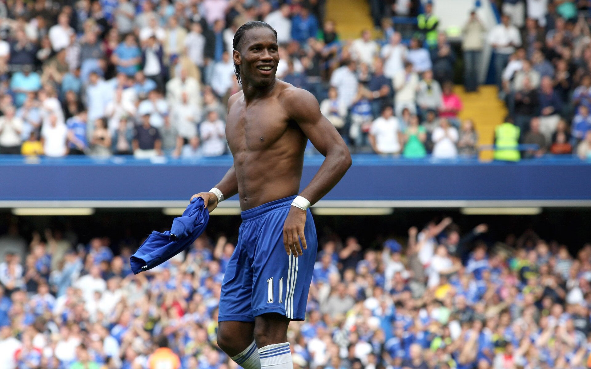 阿尔卡拉斯逆转德约科维奇 首夺温网男单冠军创历史